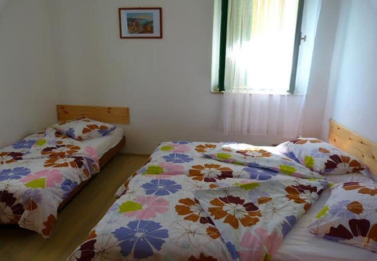 Holiday Home Villa Jadran - 10 M From Beach เปรโก ภายนอก รูปภาพ