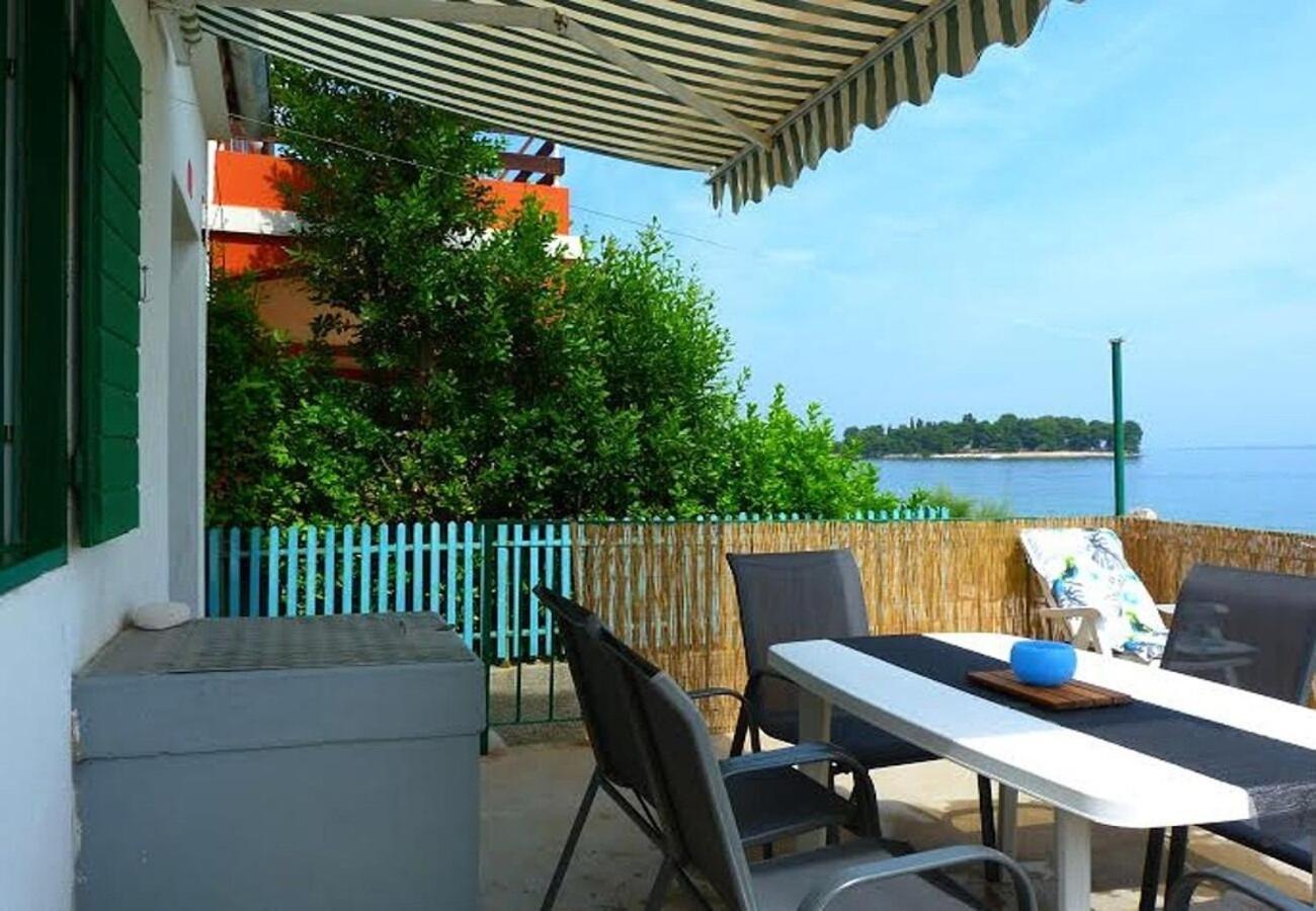 Holiday Home Villa Jadran - 10 M From Beach เปรโก ภายนอก รูปภาพ