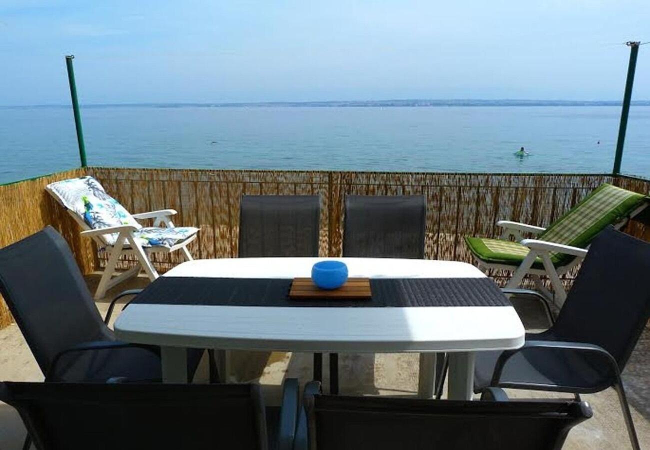 Holiday Home Villa Jadran - 10 M From Beach เปรโก ภายนอก รูปภาพ